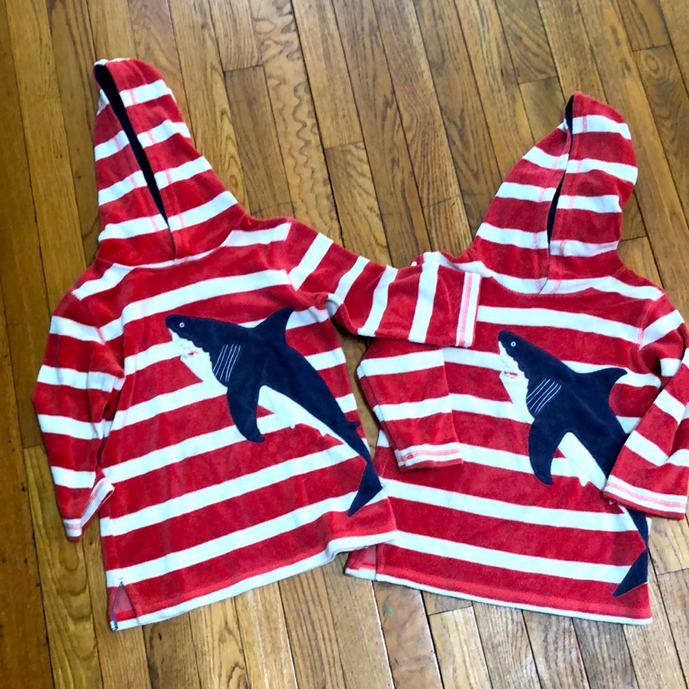 TWIN PACK: Mini Boden Toweling Beach Cover Up - KIDS so 3-4 / 110cm